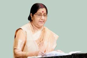 Swaraj seeks 'Bhishma Pitahmah' Mulayam's response on Azam Khan