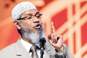 Mumbai: Govt pressuring Interpol for red corner notice says Zakir Naik