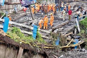 Navi Mumbai: Footover bridge collapses in Sagar Vihar, two injured