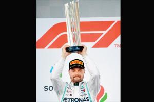 Formula One: Valtteri Bottas rules in Baku
