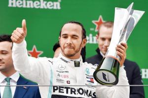 Lewis Hamilton eases to Chinese GP victory in F1's 1000th race
