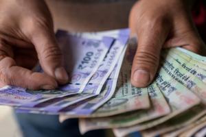 Delhi Police recover Rs 1 crore from trader's car