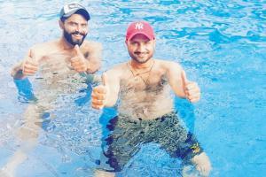 IPL 2019: Harbhajan Singh, Ravindra Jadeja take a dip