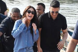 Good News: Kareena and Akshay take ferry ride, announce release date