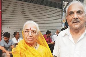 Elections 2019: Couple begins 36th anniversary by casting votes