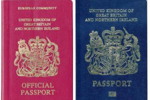 Brexit: UK issues new passports without 'EU' on cover