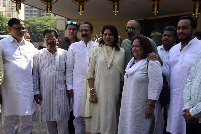 Priya Dutt files nomination