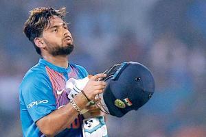 Dinesh Karthik is not better than Rishabh, says Pant's coach