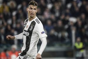 Ajax pull off shocking win vs Ronaldo's Juventus to advance into semis