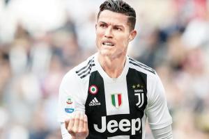 Ronaldo '1,000%' committed to Juventus after 8th successive title