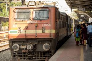 Denied entry in local train, women stage rail roko at Diva station