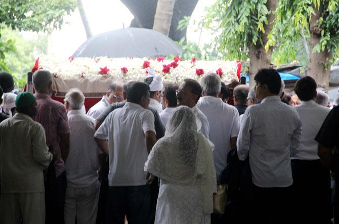 Celebrities and other famous personalities pay their last respects to Kaykasshan Patel's husband Areef Patel 