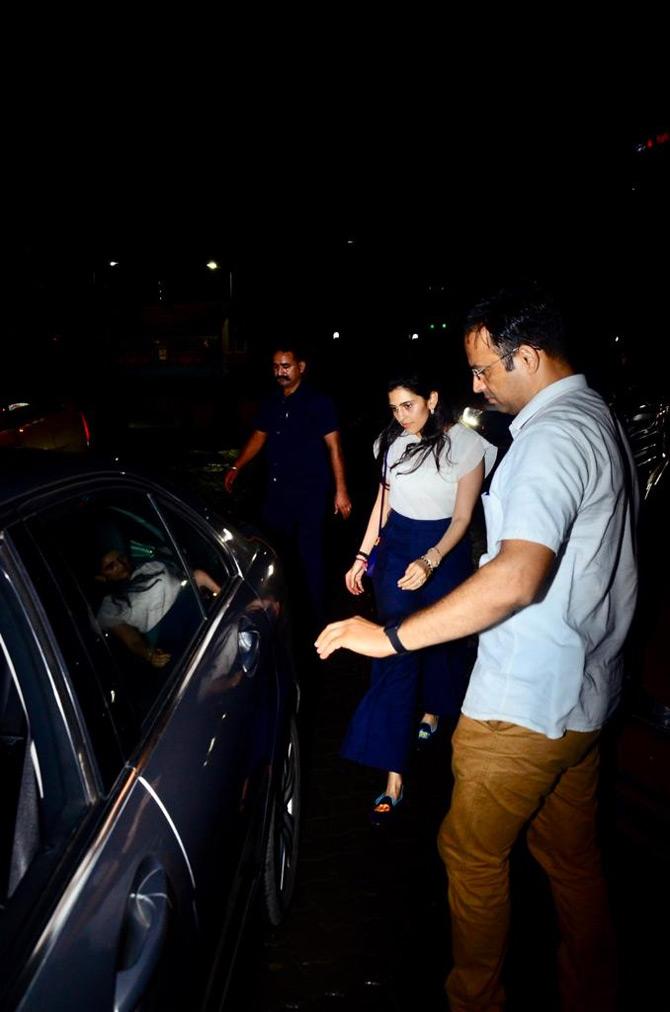 Akash Ambani's wife Shloka Mehta, who has been making rare appearances every now and then was recently spotted at a popular restaurant in Bandra. The 29-year-old was snapped by the paparazzi as she made her way towards her car outside the popular Bandra eatery.