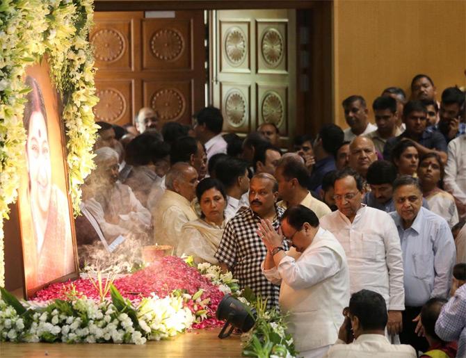 Jagat Prakash Nadda, the working President of the Bharatiya Janta Party pays homage to former External Affairs Minister and BJP leader Sushma Swaraj during the Uthwani ceremony held at New Delhi.