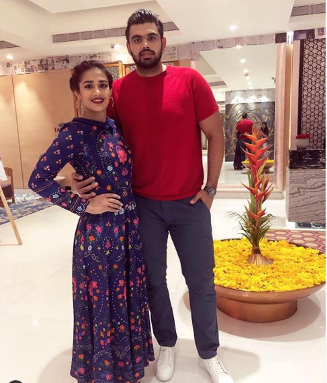 Babita Phogat posted this picture with her husband Vivek Suhag and wrote, 