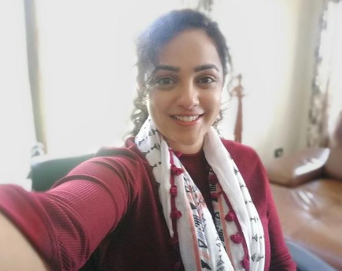 Over a decade into her flourishing career in the South, Nithya Menen made her Bollywood debut with Mission Mangal in 2019. The film, that featured four other actresses namely Sonakshi Sinha, Vidya Balan, Taapsee Pannu and Kirti Kulhari along with Akshay Kumar, saw Nithya playing a scientist.