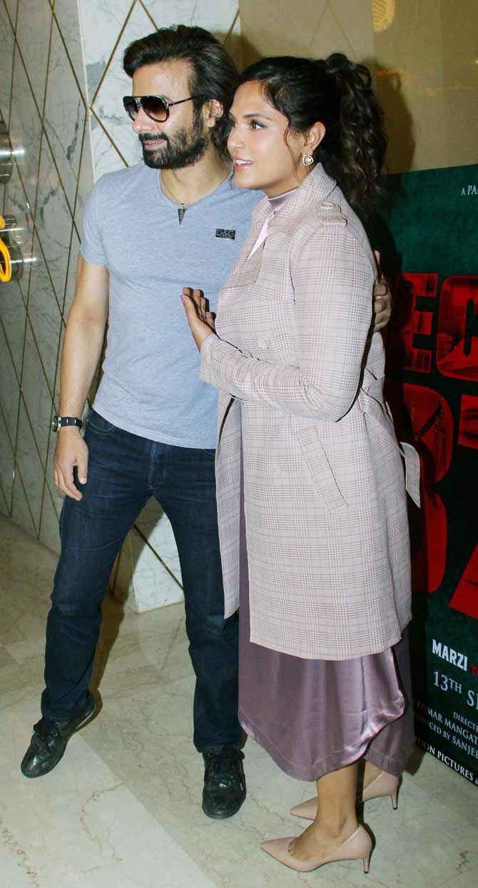 Akshaye Khanna, who is all geared up for the release of his forthcoming film Section 375, feels that, more than educating the audience. Not only this, but he also stated how this film will start a debate and conversation among the audience.
In picture: Ali Fazal accompanied Richa Chadha at the trailer launch of the movie.