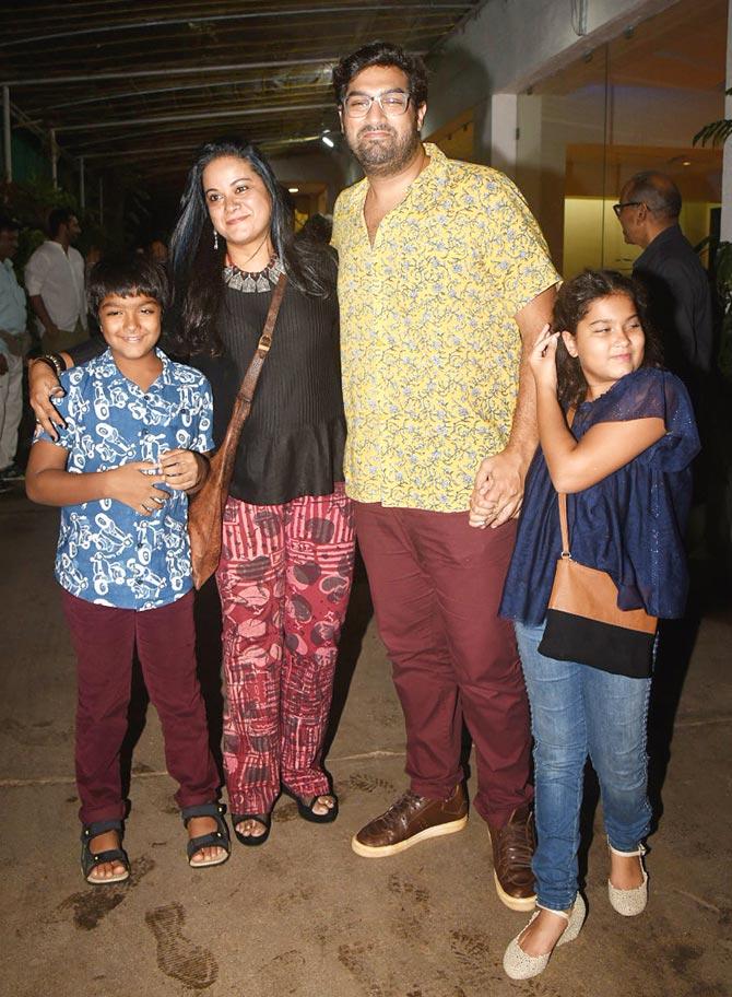Mission Mangal, based on the story of India's mission to Mars, is about ordinary people achieving extraordinary goals.
In picture: Kunaal Roy Kapur and family arrive for the special screening of Mission Mangal at a preview theatre in Santacruz.