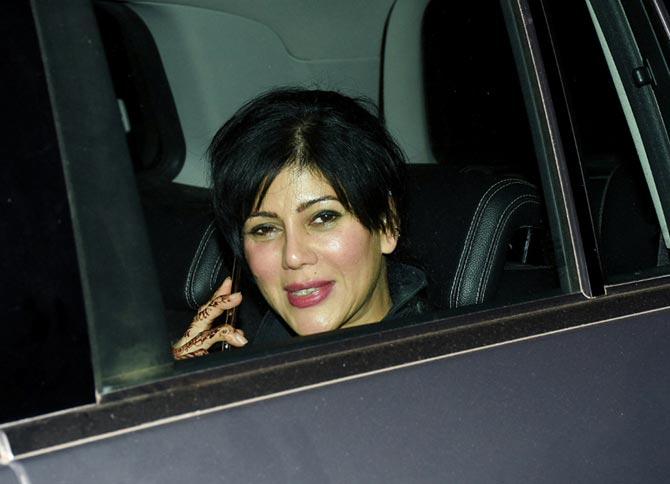 Wardha Nadiadwala took to her Twitter account to praise the movie and wrote, 