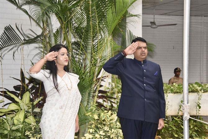 Devendra Fadnavis also attended flag hoisting ceremony at the Mumbai High Court. The national flag was hoisted by CJ Pradeep Nandrajog. CM Fadnavis was accompanied by wife Amruta Fadnavis