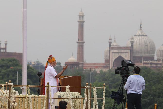 On 15th August 1947, Jawaharlal Nehru hoisted independent India's national flag at the Red Fort. Since then, every year, continuing the decades-long tradition, the Prime minister of the country hoists the national flag at the monument