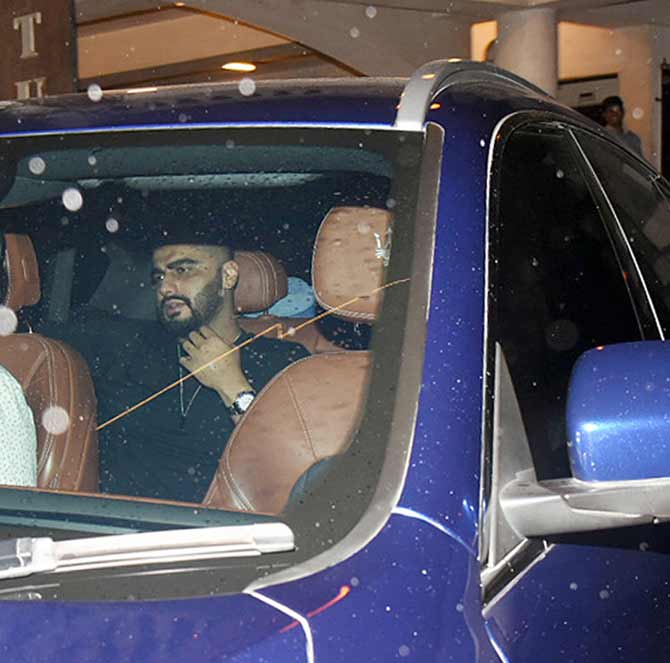 Arjun Kapoor, Malaika Arora, Amrita Arora Ladakh, Adhuna Bhabani, Dino Morea, Kanika Kapoor and Nandita Mahtani attended a bash hosted by Bollywood producer Ritesh Sidhwani at his residence in Bandra, Mumbai. All pictures/Yogen Shah