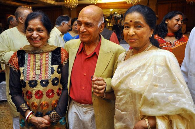 Khayyam Sahab's forte were ghazals, thumris, dadras and other genres of Hindustani classical music. In picture: Khayyam Sahab with his wife Jagjit Kaur (left) and Asha Bhosle (right) at the launch of Naina Lagai Ke in 2010 (Picture courtesy: Anuja Gupta).