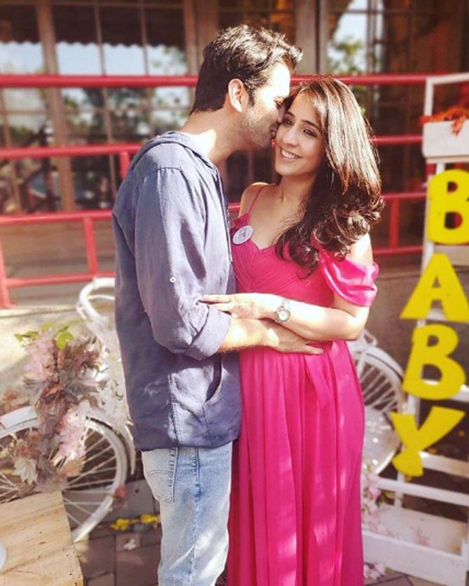 In 2019, Pashmeen Manchanda gave birth to a baby girl, whom they named Sifat. The little one turned one this year in June.