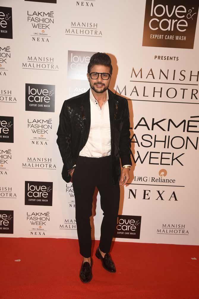 Machine fame Mustafa Burmalawala suited up for the red carpet of Lakme Fashion Week Winter/Festive hosted at a plush hotel in South Mumbai. On the work front, Mustafa was last seen in a short film, along with Zarina Wahab.