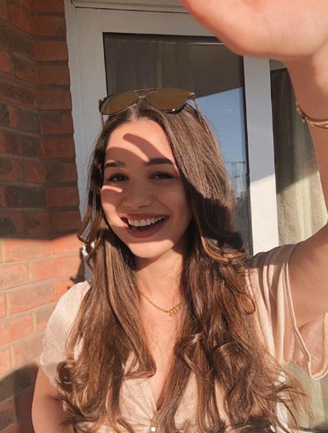 Sara Tendulkar's favourite film is Bajirao Mastani
Sara Tendulkar blocks away from the sun in this picture. She looks radiant with the perfect smile