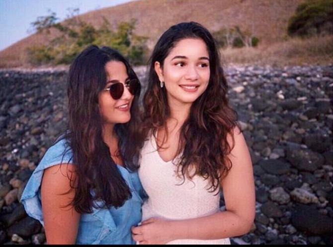 Sara Tendulkar posted this picture with her friend at a house party to bring in the New Year 2019.