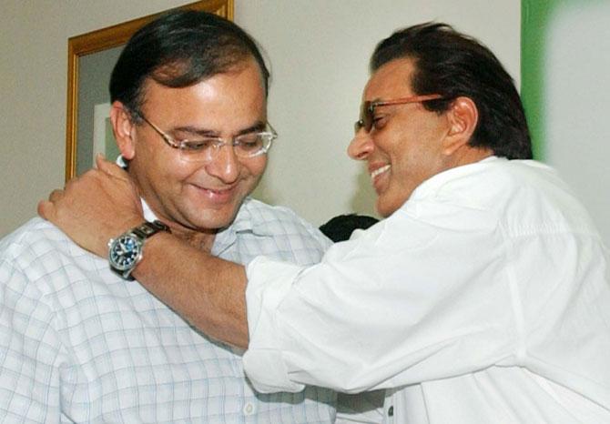 An accomplished lawyer and a cricket administrator, Arun Jaitley rose to prominence during Emergency in the late 1970s when he was detained for 19 months under MISA. He became the national convener of the Loktantrik Yuva Morcha and campaigned for Janata Party candidates in the 1977 Lok Sabha elections