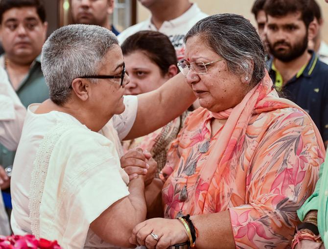 Former prime minister Atal Bihari Vajpayee's daughter Namita Bhattacharya offers her condolence to the former finance minister and BJP leader Arun Jaitley's Sangeeta Jaitley