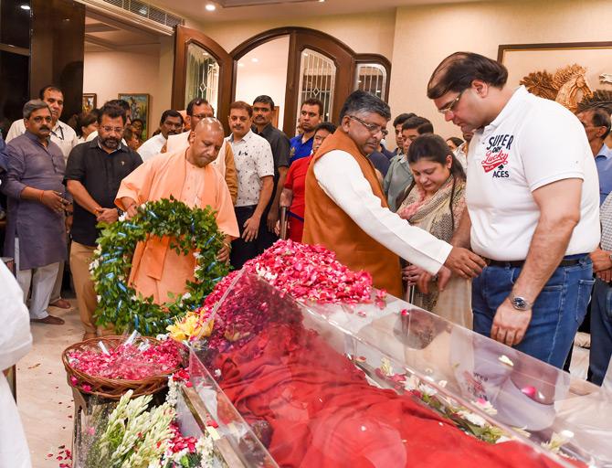 Uttar Pradesh CM Yogi Adityanath and Union Minister Ravi Shankar Prasad pay tribute to the mortal remains of former Finance Minister and BJP leader, late Arun Jaitley