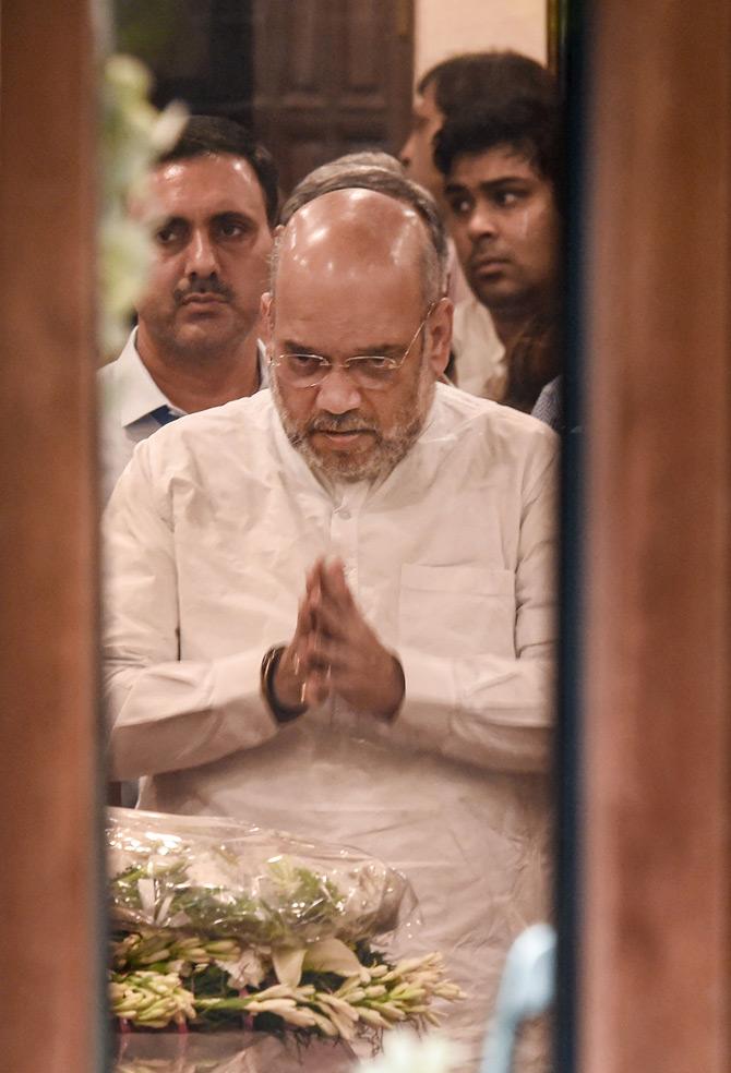 Home Minister Amit Shah pays homage to former Finance Minister and party member, late Arun Jaitley. Earlier in the day, Amit Shah said that he has not only lost a senior party leader but also an important family member who will forever be a guiding light for him
