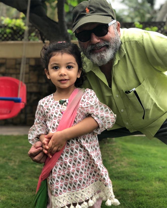 Another cute photo of Pankaj Kapur with his granddaughter Misha.