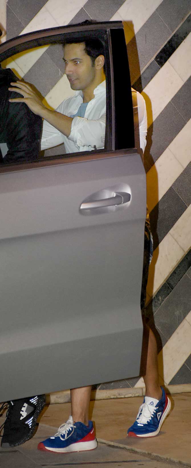 Varun Dhawan wrote in Hindi: 