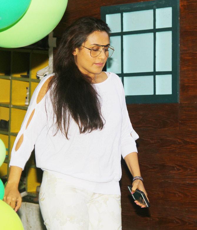 Rani Mukerji sported an all-white casual attire for Misha Kapoor's third birthday bash hosted in Juhu, Mumbai. On the work front, Rani will be next seen in Mardaani 2.