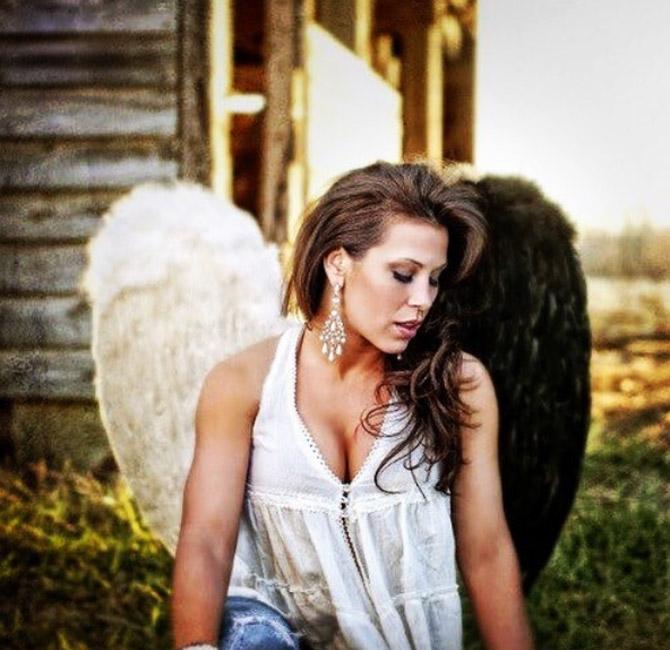 Mickie James shared a throwback photo from her first album and captioned it, 'It was pride that turned Angels into devils; it is humility that makes men as angels.” ~Saint Augustine. 
#waybackwednesday to the cover of my very 1st Album in #2010 #strangersandangels a song that brought me to tears in its #Truth when I first heard it. It resonated with me so much I also used it as the title to the entire #album itself. So honored to have been able to cut this amazing song and #blessed for its words. Written by the incredibly talented @karadioguardi #christompkins & @jesscatesmusic #wednesdaywisdom #wednesdaymotivation #wednesday #singer #singersongwriter #singersofinstagram #wwe #womeninspiringwomen #angels #devils #goodvsevil #truthinlyrics