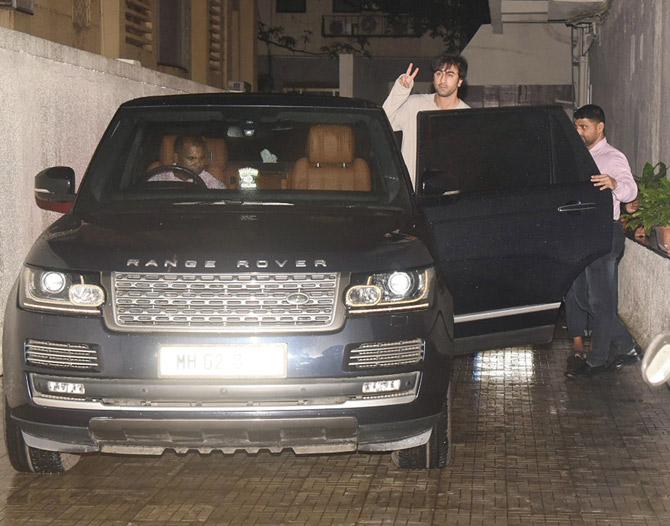 Ranbir Kapoor was spotted at Dharma House in Andheri, Mumbai. On the work front, Ranbir Kapoor will be next seen in Ayan Mukerji's fantasy drama, Brahmastra, along with Alia Bhatt, Mouni Roy, Amitabh Bachchan and Nagarjuna.