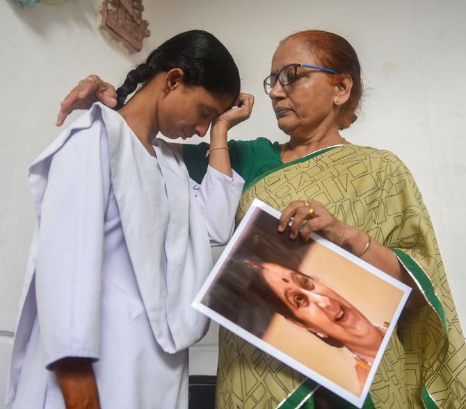 Geeta, a deaf-mute Indian woman who accidentally crossed over to Pakistan, breaks down while paying homage to former Union minister Sushma Swaraj, during a condolence meeting in Indore. Geeta, who was stranded in Pakistan for nearly 15 years, was rescued and brought back to India after intervention by Swaraj, who at that time was the external affairs minister.