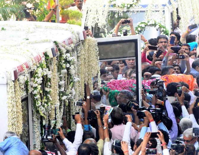 BJP workers and Sushma Swaraj admirers couldn't control their tears as her mortal remains made their way from the BJP headquarters to the Lodhi crematorium in New Delhi. Members of the Bhartiya Janata Party chanted 