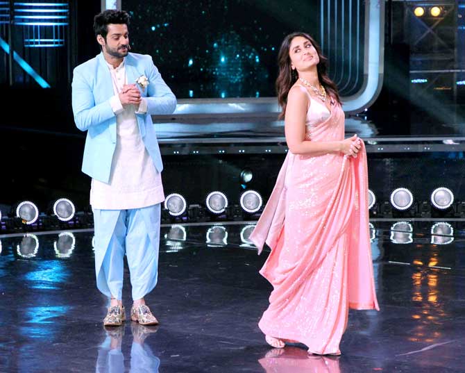 The show's host Karan Wahi and Kareena managed to entertain the audiences with their fun banter. Karan took to Instagram to reveal the fun side of Kareena. He uploaded two images, one in which Karan, Bosco Martis and Raftaar (Dance India Dance host and co-judges) can be seen posing with Kareena, who is holding a mirror in his hand. While in the other image, the trio are bowing down to Kareena.