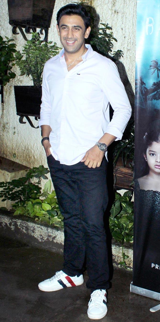 Amit Sadh along with a host of other Bollywood and Television celebs attended the special screening ZEE5 web movie Barot House at a preview theatre in Juhu, Mumbai. The psychological web film is based on a real-life event. Written by Sanjeev K Jha, the film follows the life of Barot family and how unexpected events surrounds them. All pictures/Yogen Shah