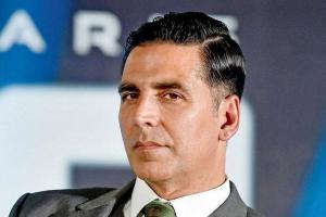 Akshay Kumar grabs the 4th spot in Forbes highest paid actors list