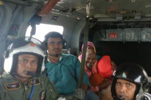 Army conducts rescue operations in 17 districts of four affected states