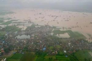 Maharashtra floods: NH4 begins after a week