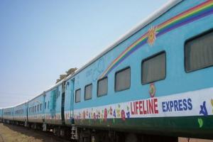 India's first Hospital on Wheels Lifeline Express arrives at Mumbai CSM