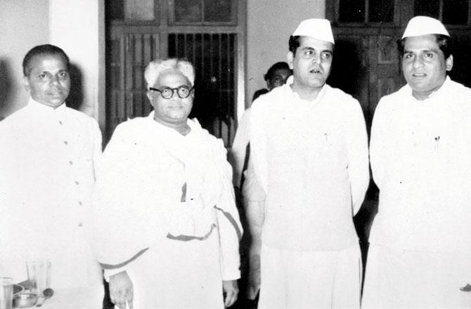 At Congress House around 1960: GP Nair, Bhanushankar Yagnik, Atulya Ghosh and RS Pandey