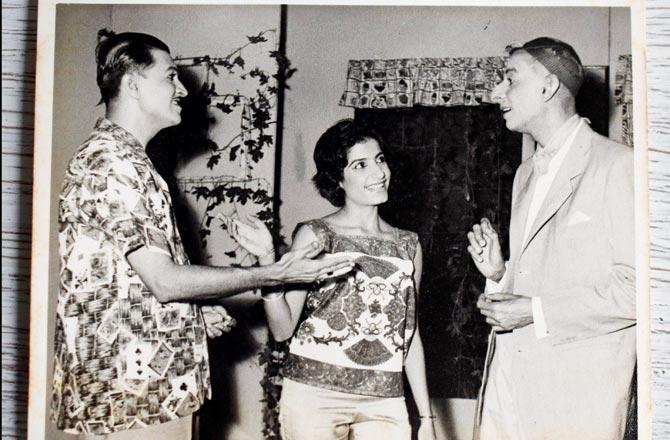 Jiju Daroowala, Moti and Pheroze Antia perform in Rangilo Behram at the theatre in the early 1960s. Pic courtesy/Moti Irani